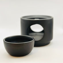 Load image into Gallery viewer, Artistry wax melt burner - black

